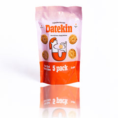 Packaging of Datekin Original date cakes with a white background and a reflection